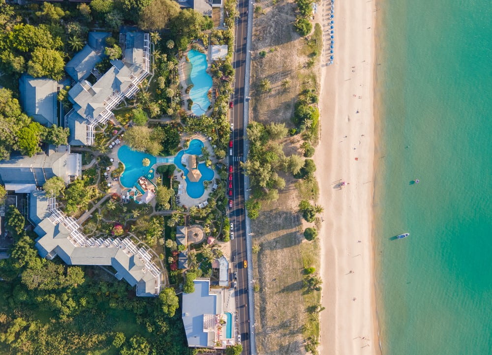 Phuket hotel with a beach location