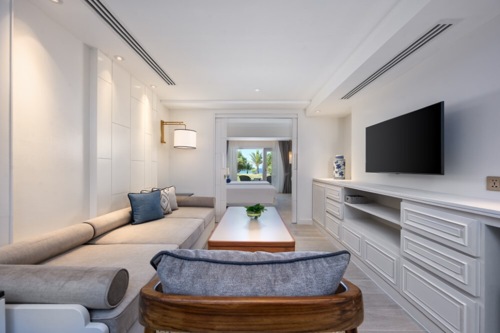 Elegant 5-star suite interior at Thavorn Palm Beach, a MICE hotel in Phuket